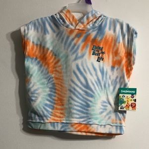 Boy’s tie dye sleeveless hood living my best life graphic. Size 12M